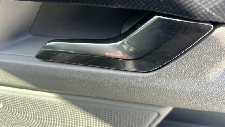 Ford Transit Custom 300 L1 Diesel Fwd 2.0 EcoBlue 136ps H1 Van Limited